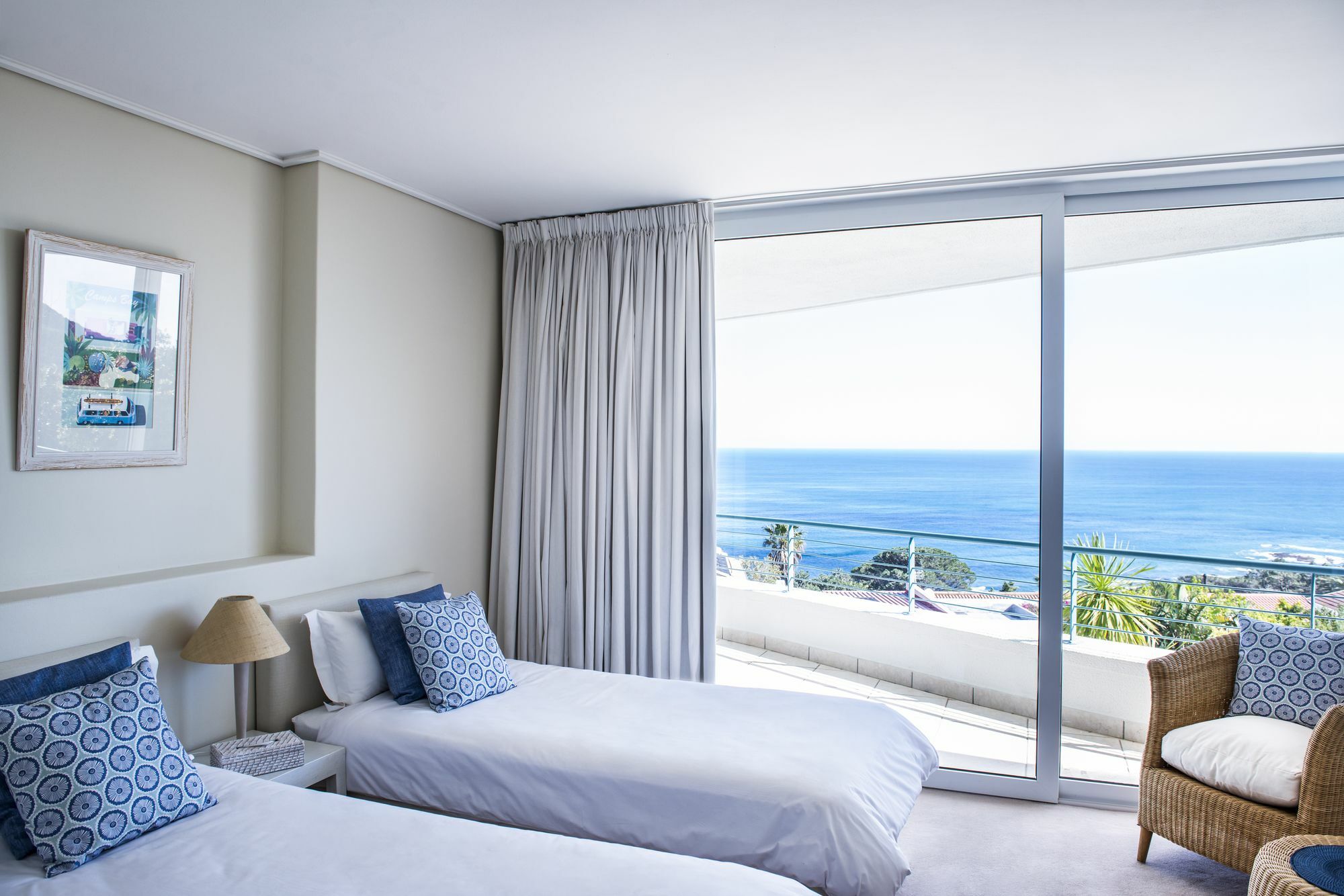 Bay Reflections Camps Bay Luxury Serviced Apartments 케이프타운 외부 사진